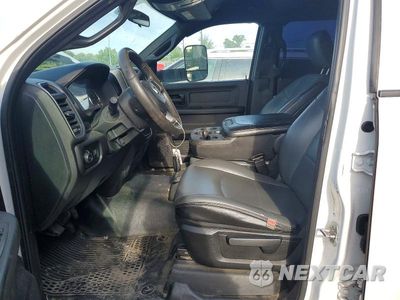 Zdjęcie 7 z 12 samochodu: 2021 RAM 3500 TRADESMAN VIN:3C63RRGL5MG690165 - miniatura