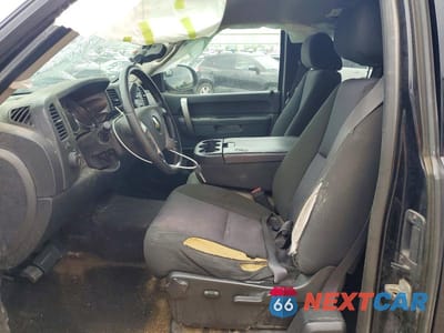 Zdjęcie 7 z 12 samochodu: 2011 CHEVROLET SILVERADO K1500 LT VIN:1GCRKSE30BZ207535 - miniatura