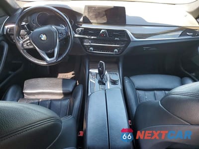 Zdjęcie 8 z 12 samochodu: 2018 BMW 530 XI VIN:WBAJA7C58JG909367 - miniatura