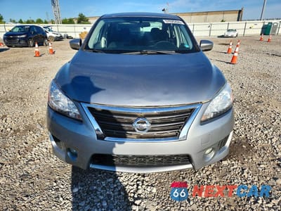 Piąte zdjęcie samochodu w środku: 2014 NISSAN SENTRA SR VIN:3N1AB7AP9EY279600 - miniatura