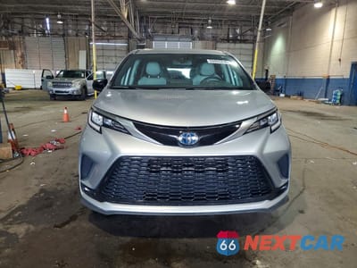 Piąte zdjęcie samochodu w środku: 2023 TOYOTA SIENNA XSE 7-PASSENGER VIN:5TDDSKFC0PS093313 - miniatura