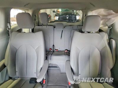 Zdjęcie 10 z 13 samochodu: 2020 CHRYSLER VOYAGER LX VIN:2C4RC1CG8LR132253 - miniatura