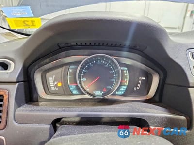Zdjęcie 9 z 12 samochodu: 2015 VOLVO XC70 3.2 PLATINUM VIN:YV4940ND2F1189001 - miniatura
