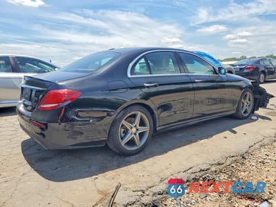 Trzecie zdjęcie samochodu z tyłu: 2017 MERCEDES-BENZ E 300 VIN:WDDZF4JB6HA009925 - miniatura