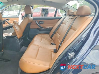 Zdjęcie 10 z 13 samochodu: 2010 BMW 328 I VIN:WBAPH7G51ANM51490 - miniatura
