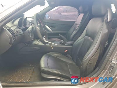 Zdjęcie 7 z 12 samochodu: 2004 BMW Z4 3.0 VIN:4USBT53564LT27442 - miniatura