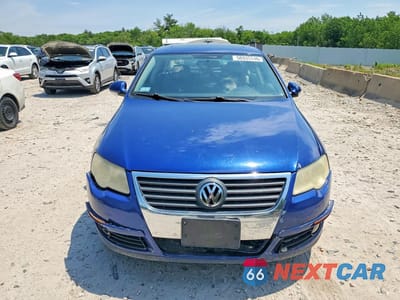 Piąte zdjęcie samochodu w środku: 2009 VOLKSWAGEN PASSAT TURBO VIN:WVWJK73C99P048064 - miniatura