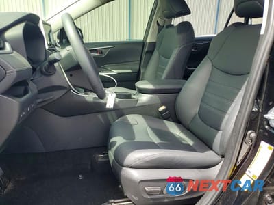 Zdjęcie 7 z 14 samochodu: 2025 TOYOTA RAV4 XLE PREMIUM VIN:JTMB6RFV4SD153541 - miniatura