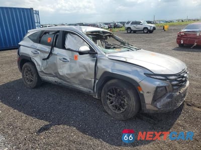 Czwarte zdjęcie samochodu z boku: 2025 HYUNDAI TUCSON SE VIN:KM8JACDE4SU374613 - miniatura