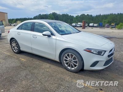 Czwarte zdjęcie samochodu z boku: 2020 MERCEDES-BENZ A 220 VIN:WDD3G4EB9LW039462 - miniatura