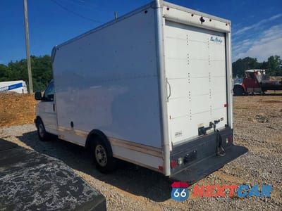Drugie zdjęcie samochodu z przodu: 2019 CHEVROLET EXPRESS BOX TRUCK VIN:1GB0GRFG2K1356343 - miniatura