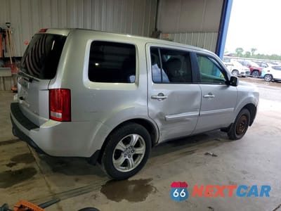Trzecie zdjęcie samochodu z tyłu: 2014 HONDA PILOT EXL VIN:5FNYF4H5XEB041883 - miniatura