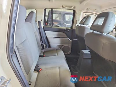 Zdjęcie 11 z 13 samochodu: 2007 JEEP COMPASS VIN:1J8FF47W67D197553 - miniatura