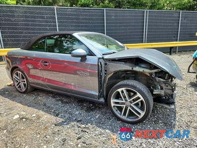 Czwarte zdjęcie samochodu z boku: 2017 AUDI A3 PREMIUM VIN:WAU6ULFF3H1032133 - miniatura