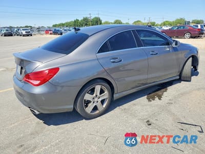 Trzecie zdjęcie samochodu z tyłu: 2016 MERCEDES-BENZ CLA 250 VIN:WDDSJ4EB9GN331170 - miniatura