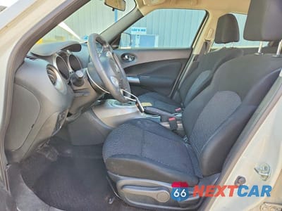 Zdjęcie 7 z 12 samochodu: 2015 NISSAN JUKE S VIN:JN8AF5MR3FT503848 - miniatura