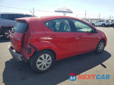 Trzecie zdjęcie samochodu z tyłu: 2012 TOYOTA PRIUS C ONE VIN:JTDKDTB3XC1524289 - miniatura