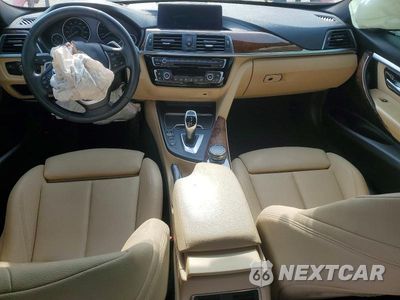 Zdjęcie 8 z 12 samochodu: 2018 BMW 330 I VIN:WBA8B9G54JNU99888 - miniatura
