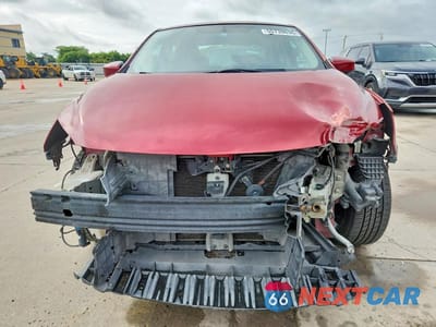 Piąte zdjęcie samochodu w środku: 2015 NISSAN SENTRA SV VIN:3N1AB7APXFY247367 - miniatura