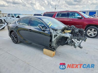 Czwarte zdjęcie samochodu z boku: 2025 LEXUS IS 350 F SPORT DESIGN VIN:JTHBZ1B29S5084987 - miniatura
