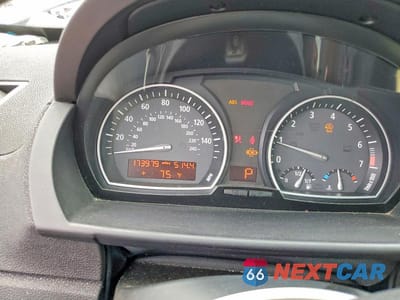 Zdjęcie 9 z 12 samochodu: 2006 BMW X3 3.0I VIN:WBXPA93416WG82798 - miniatura