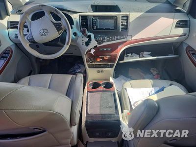 Zdjęcie 8 z 13 samochodu: 2013 TOYOTA SIENNA XLE 8-PASSENGER VIN:5TDYK3DC6DS293618 - miniatura