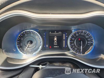 Zdjęcie 9 z 12 samochodu: 2015 CHRYSLER 200 LIMITED VIN:1C3CCCABXFN748356 - miniatura
