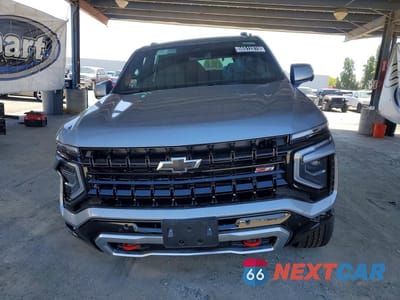 Piąte zdjęcie samochodu w środku: 2026 CHEVROLET TAHOE K1500 Z71 VIN:1GNS6PKD2TR302848 - miniatura