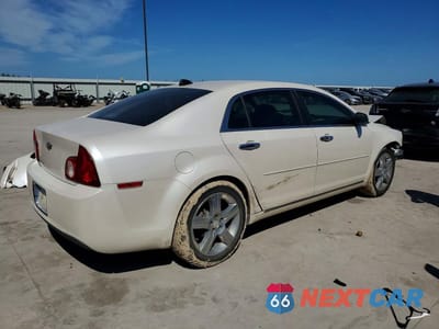 Trzecie zdjęcie samochodu z tyłu: 2012 CHEVROLET MALIBU 1LT VIN:1G1ZC5E04CF254647 - miniatura