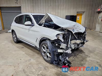Czwarte zdjęcie samochodu z boku: 2024 BMW X3 XDRIVE30I VIN:5UX53DP03R9W11125 - miniatura