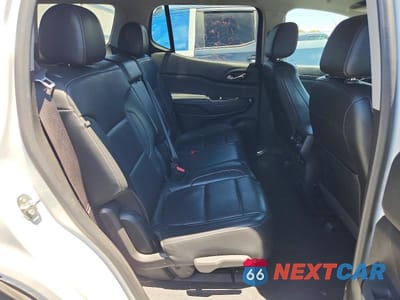 Zdjęcie 10 z 12 samochodu: 2023 GMC ACADIA SLT VIN:1GKKNML46PZ149328 - miniatura