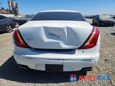 Zdjęcie 6 z 12 samochodu: 2011 JAGUAR XJL VIN:SAJWA2GB1BLV07745 - miniatura