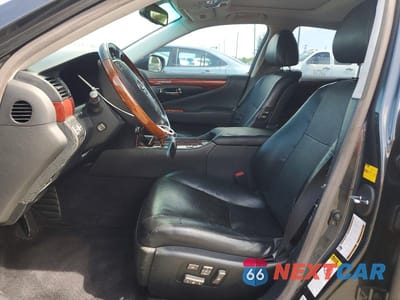 Zdjęcie 7 z 12 samochodu: 2009 LEXUS LS 460 VIN:JTHBL46FX95086497 - miniatura