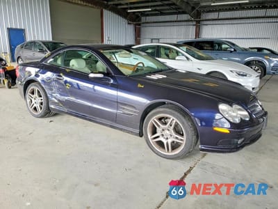 Czwarte zdjęcie samochodu z boku: 2006 MERCEDES-BENZ SL 500 VIN:WDBSK75F46F109820 - miniatura