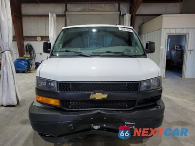 Piąte zdjęcie samochodu w środku: 2021 CHEVROLET EXPRESS G2500 VIN:1GCWGAFP5M1309897 - miniatura