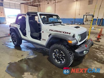 Czwarte zdjęcie samochodu z boku: 2026 JEEP WRANGLER RUBICON VIN:1C4PJXFN3TW283700 - miniatura