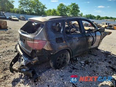Trzecie zdjęcie samochodu z tyłu: 2013 BMW X3 XDRIVE28I VIN:5UXWX9C55D0A31267 - miniatura