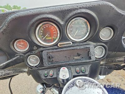Zdjęcie 7 z 8 samochodu: 2002 HARLEY-DAVIDSON UK VIN:1HD1FCW152Y604098 - miniatura