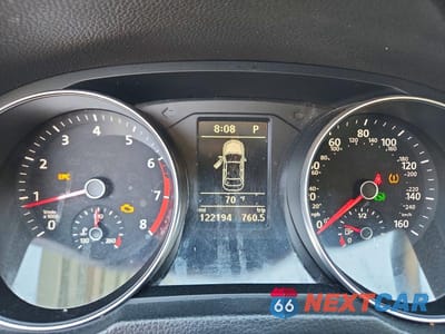 Zdjęcie 9 z 12 samochodu: 2018 VOLKSWAGEN PASSAT S VIN:1VWAA7A39JC036706 - miniatura