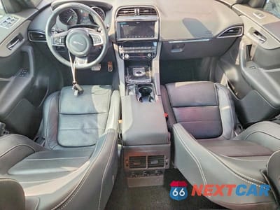 Zdjęcie 8 z 13 samochodu: 2020 JAGUAR F-PACE S VIN:SADCM2FV5LA645519 - miniatura