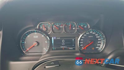 Zdjęcie 8 z 14 samochodu: 2020 CHEVROLET SUBURBAN C1500 LS VIN:1GNSCGKC3LR193672 - miniatura