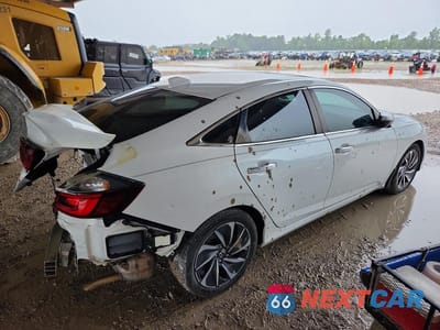 Trzecie zdjęcie samochodu z tyłu: 2021 HONDA INSIGHT TOURING VIN:19XZE4F99ME005085 - miniatura