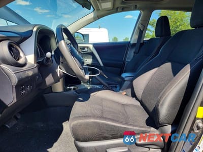 Zdjęcie 7 z 13 samochodu: 2015 TOYOTA RAV4 XLE VIN:2T3RFREVXFW357494 - miniatura