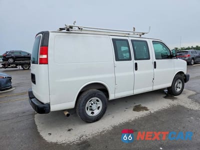Trzecie zdjęcie samochodu z tyłu: 2015 CHEVROLET EXPRESS G2500 VIN:1GCWGFCF4F1275091 - miniatura