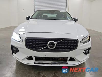 Piąte zdjęcie samochodu w środku: 2024 VOLVO S60 CORE VIN:7JRL12FK2RG319002 - miniatura