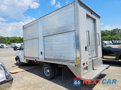 Drugie zdjęcie samochodu z przodu: 2015 CHEVROLET EXPRESS REFRIGERATED BOX TRUCK VIN:1GB6G5CG9F1154032 - miniatura