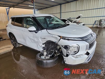 Czwarte zdjęcie samochodu z boku: 2025 MITSUBISHI OUTLANDER SE VIN:JA4J4VA89SZ059034 - miniatura