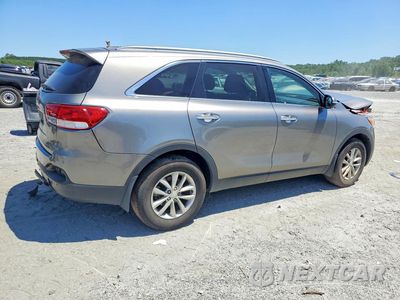 Trzecie zdjęcie samochodu z tyłu: 2016 KIA SORENTO LX VIN:5XYPG4A39GG016860 - miniatura