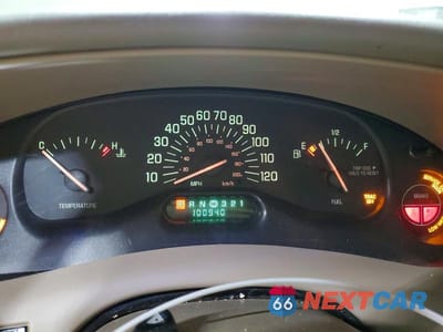 Zdjęcie 9 z 13 samochodu: 2002 BUICK CENTURY CUSTOM VIN:2G4WS52J121201643 - miniatura