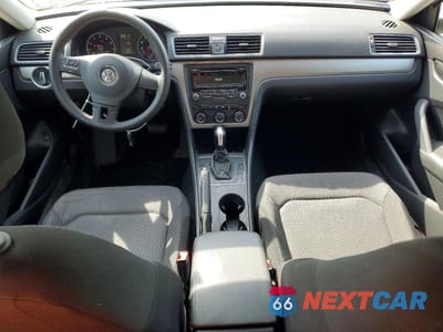 Zdjęcie 8 z 12 samochodu: 2015 VOLKSWAGEN PASSAT S VIN:1VWAT7A3XFC075547 - miniatura